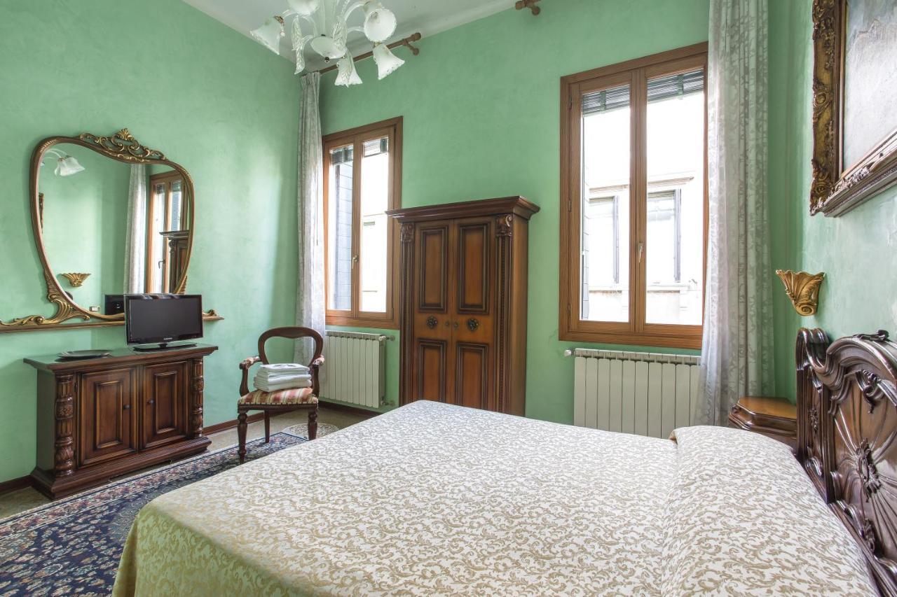 Bed and Breakfast Bb Venezia Exterior foto